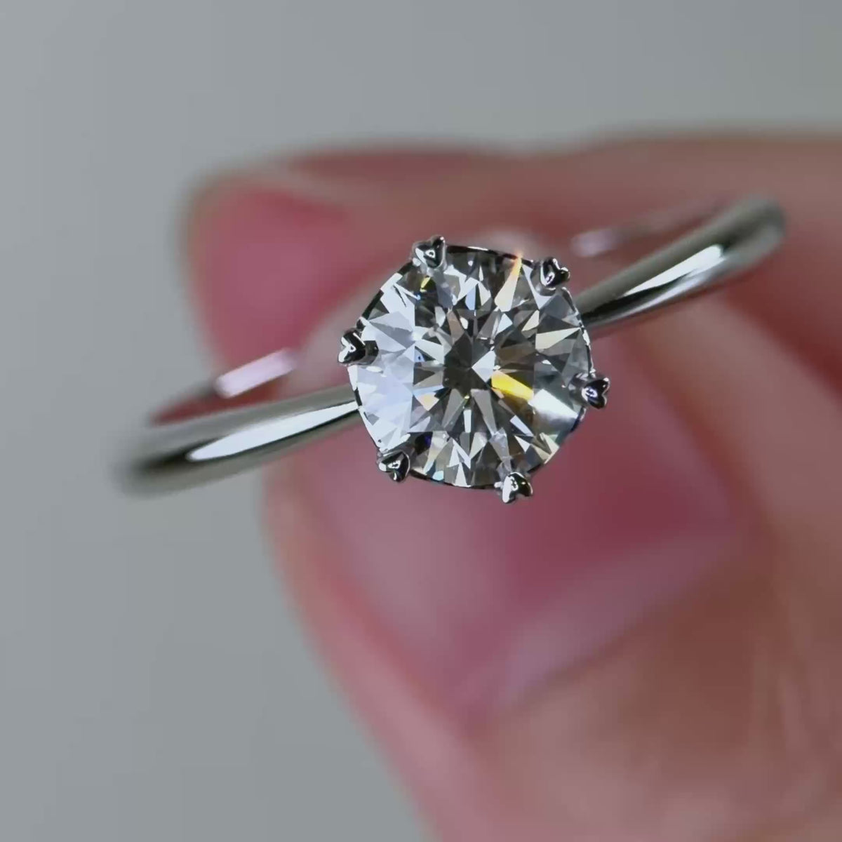 HEDY - Lab-Grown Diamond / Gemstone Solitaire Ring Setting (18K Gold / Platinum) - TM0657
