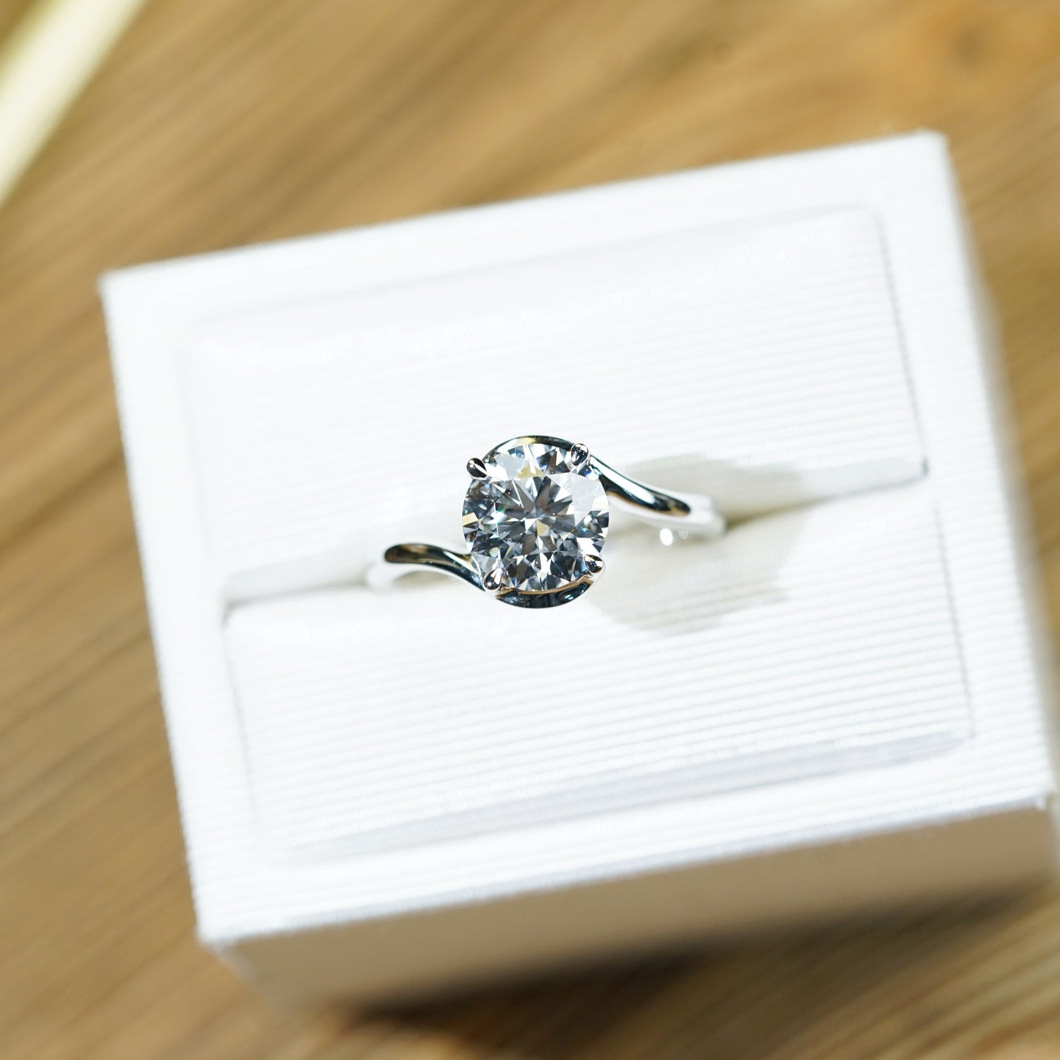 HANNAH - Lab-Grown Diamond / Gemstone Ring Setting | Twisted Band Solitaire (18K Gold / Platinum) - TM0803