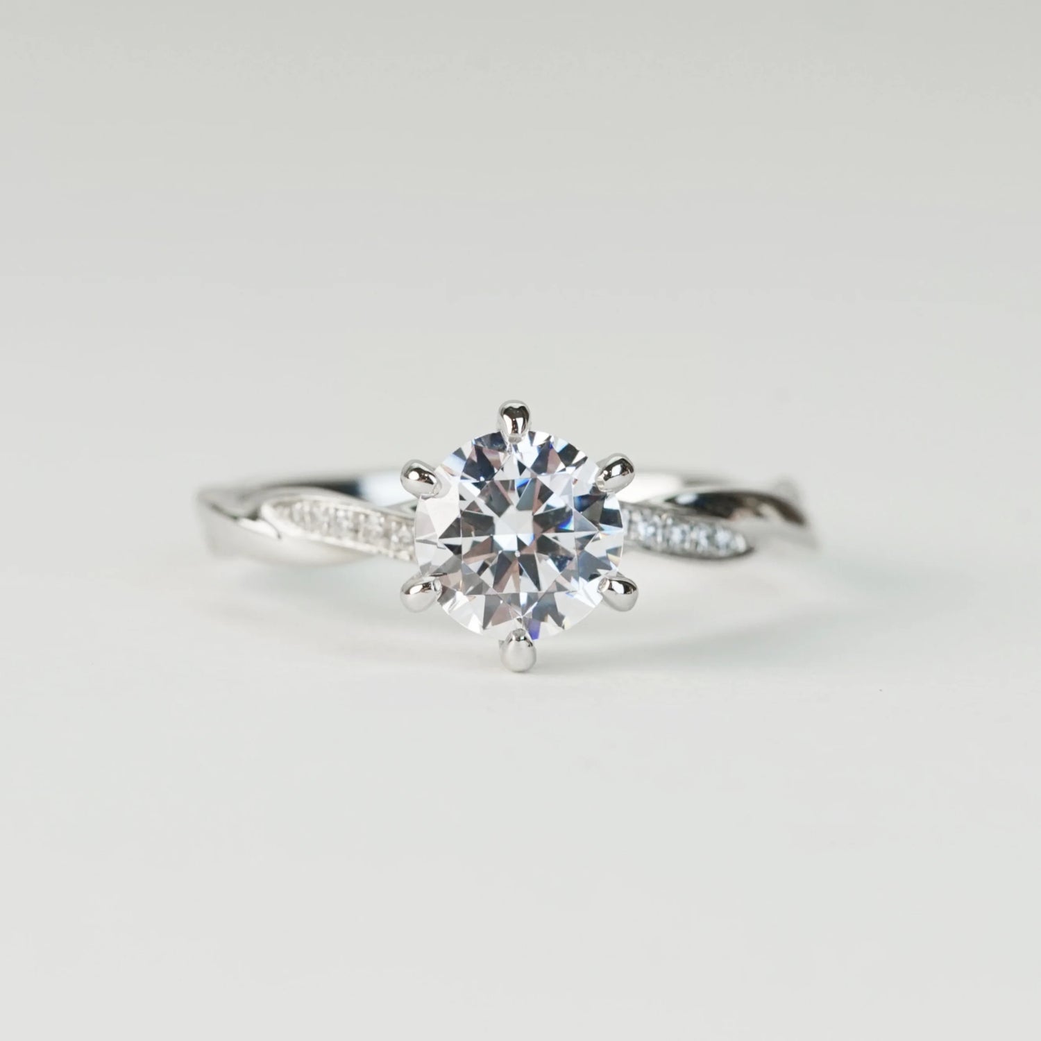 GISELLE - Lab-Grown Diamond / Gemstone Ring Setting | 6-prongs Crossover Pavé Band (18K Gold / Platinum) - TM0336