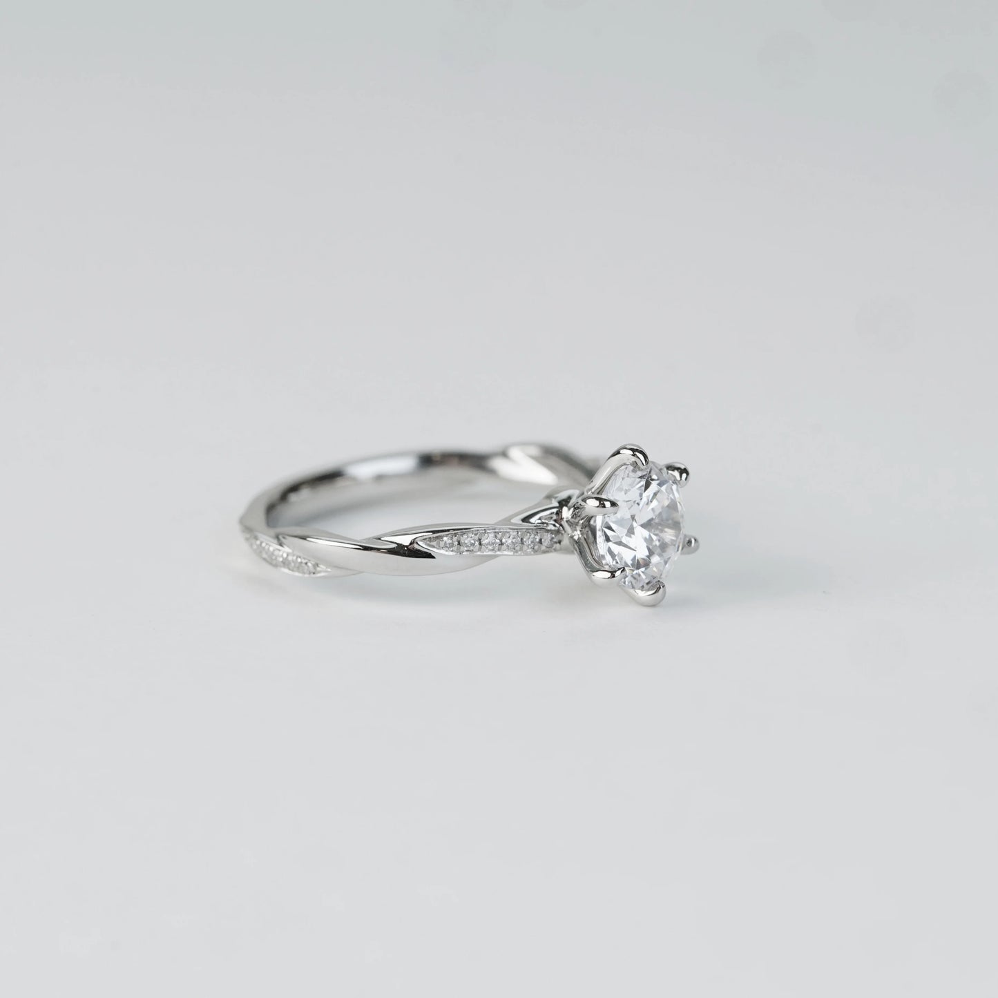 GISELLE - Lab-Grown Diamond / Gemstone Ring Setting | 6-prongs Crossover Pavé Band (18K Gold / Platinum) - TM0336