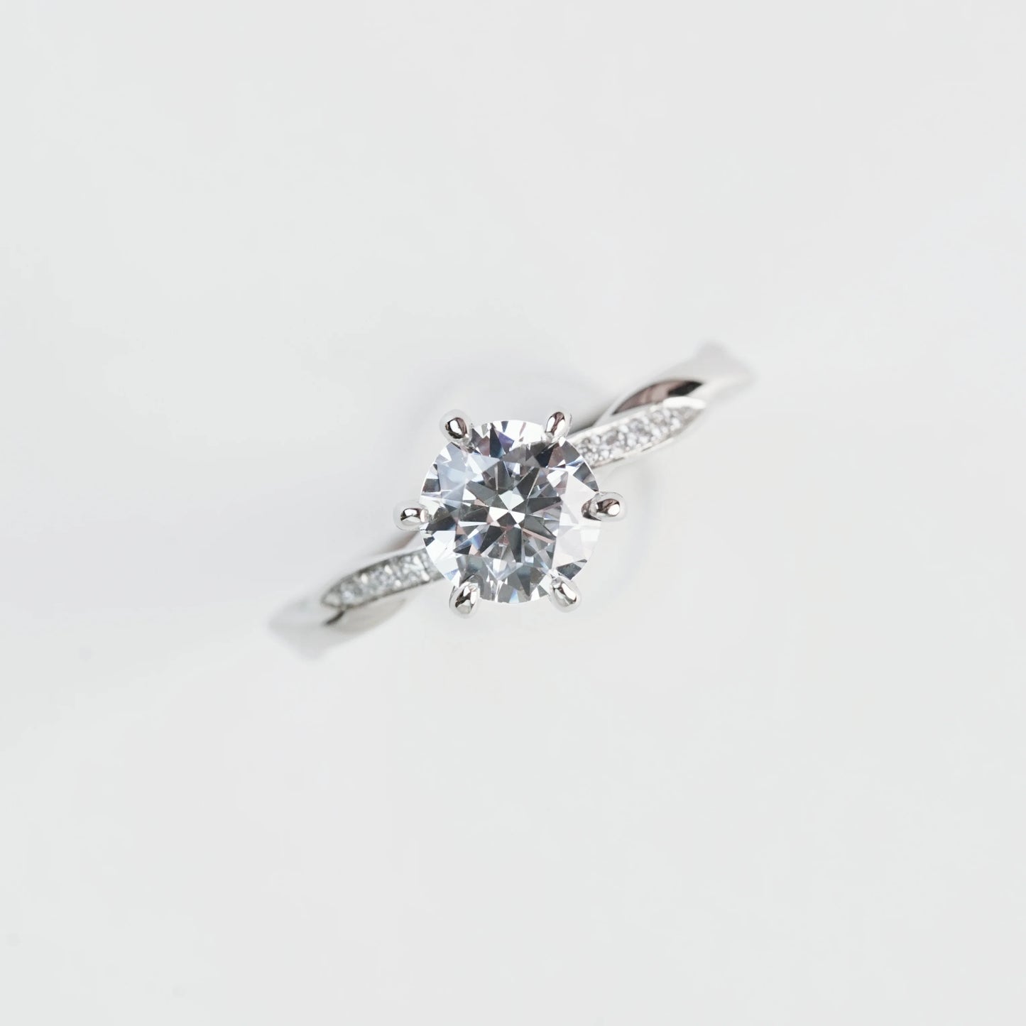 GISELLE - Lab-Grown Diamond / Gemstone Ring Setting | 6-prongs Crossover Pavé Band (18K Gold / Platinum) - TM0336