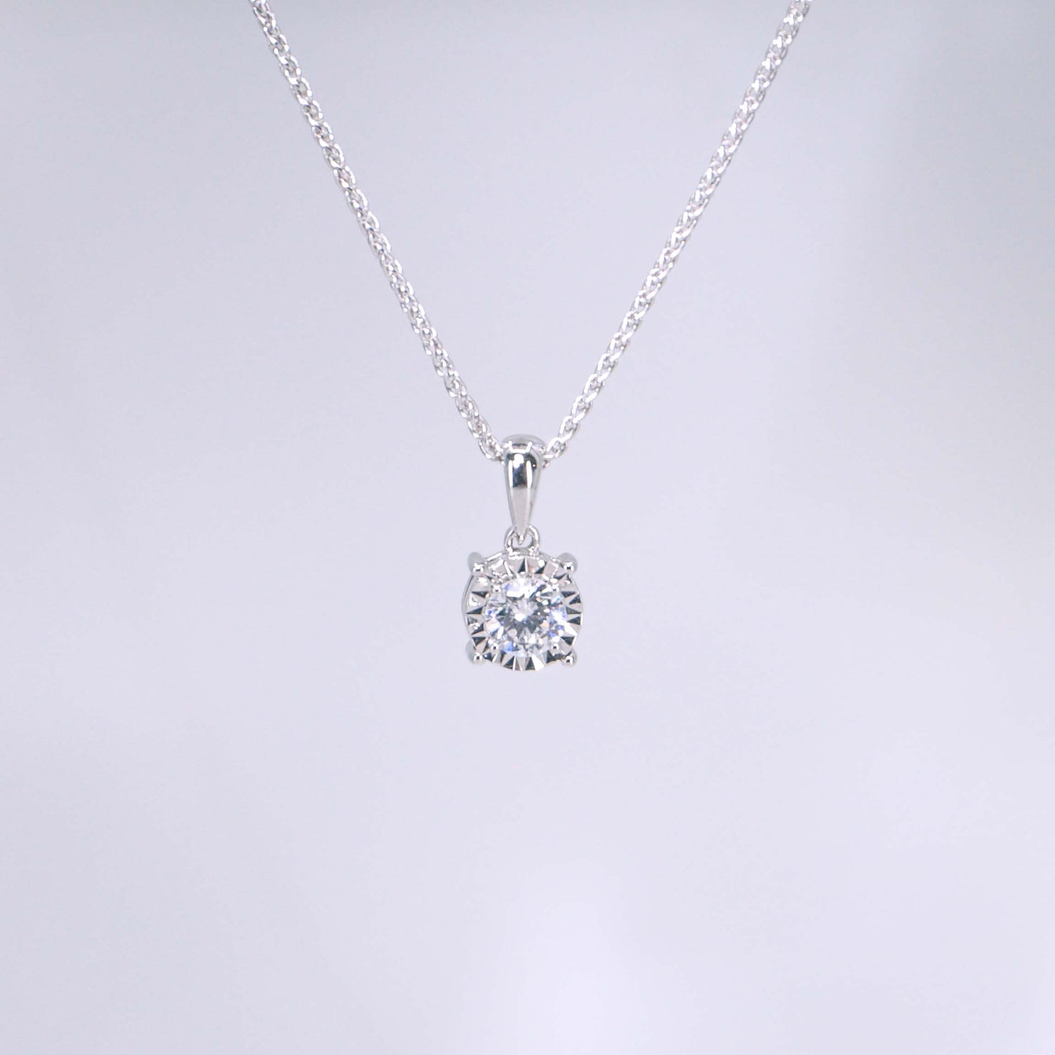 18K Gold Lab-Grown Diamond Pendant Setting | Classic 4-Prong Drop-Set Solitaire with Tapered Bail | GDP2002