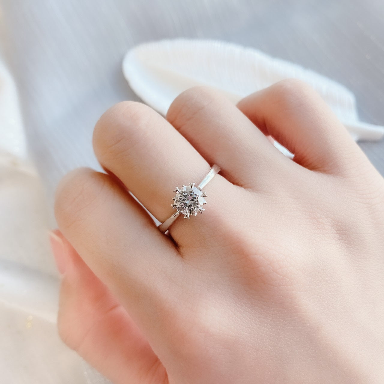 少量/無碎鑽, 放大, 香港 品牌結婚對戒 CERELIA – SJ237